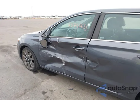 2018 Hyundai Elantra Gt Sport from USA, damaged, VIN KMHH55LC0JU039703